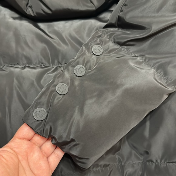 Karl Lagerfield Paris Short Hooded Down Puffer Jacket - Picture 8 of 8